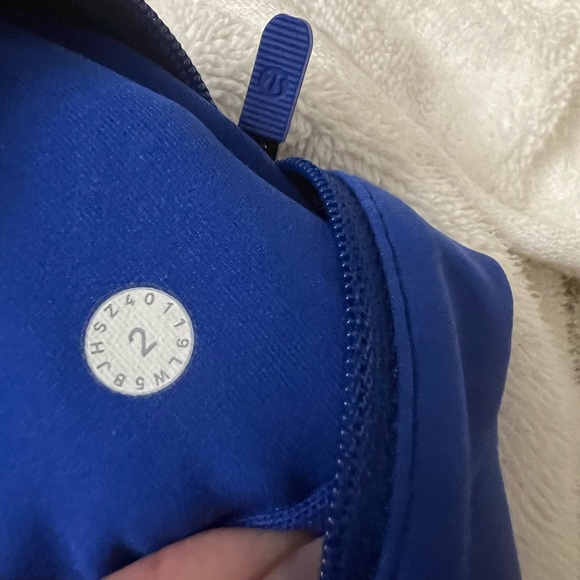 Lululemon 🍋 Speed Up Tight 28" Inseam Size 2 - Picture 9 of 11